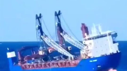 Potopená loď ruskej tieňovej flotily prepravovala jadrové reaktory pre KĽDR, píšu v Španielsku 