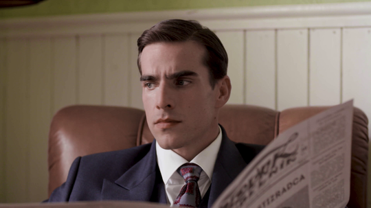 Adam Bardy  v seriáli Dunaj, k vašim službám. 