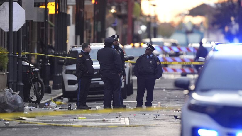New Orleans / Car / Attack /