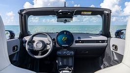 Mini Cooper Convertible (2025)