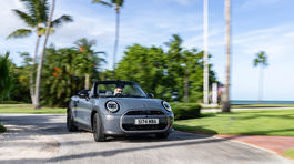 Mini Cooper Convertible (2025)