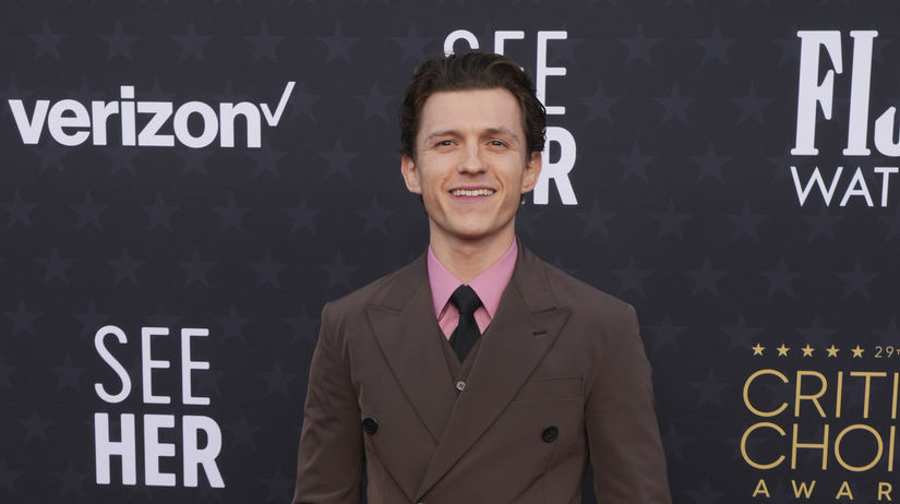 2024 Critics Choice Awards - Arrivals