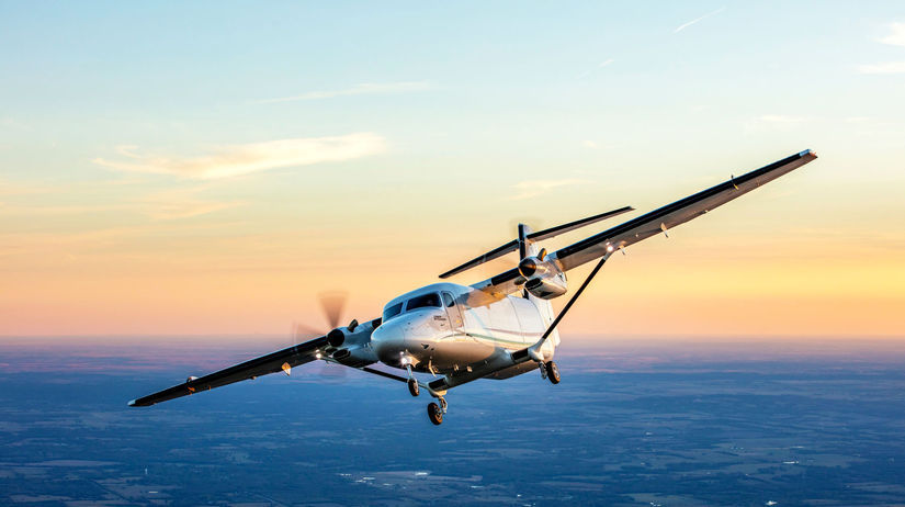 Cessna / Courier Freighter / Plane /