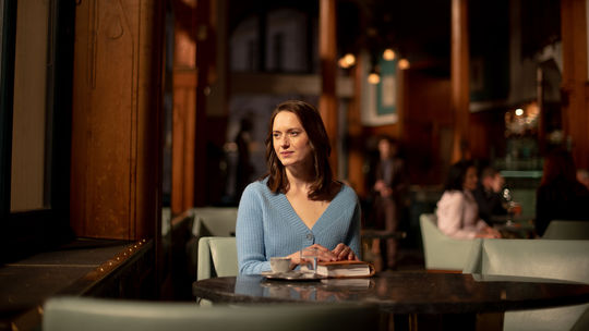 Rebeka Poláková ako Sára.