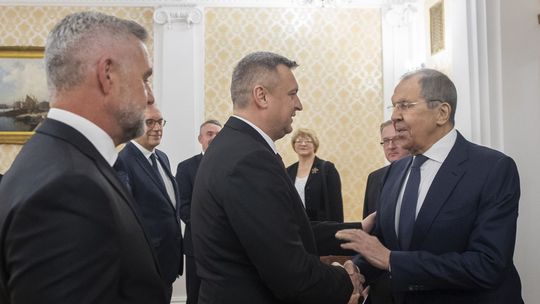 Sprava ruský minister zahraničných vecí Sergej...