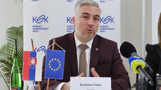 Košický kraj si priplatí na marketing, poslanci schválili rozpočet s dlhom 123 miliónov eur