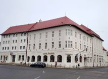 Ďumbier, hotel, Brezno