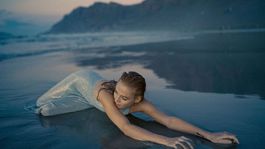 Videoklip k skladbe sa natáčal na magickom...