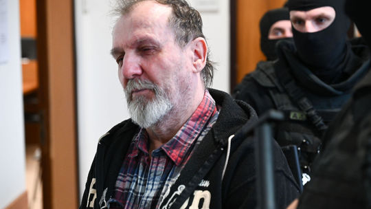 Obvinený atentátnik Juraj Cintula , ktorý...