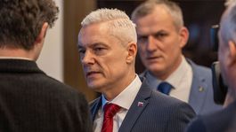 hlasovanie o vyslovenĂ­ nedĂ´very, parlament,