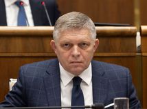 hlasovanie o vyslovenĂ­ nedĂ´very, parlament,