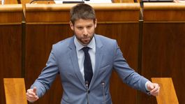 Rozprava počas odvolávania vlády Roberta Fica v...