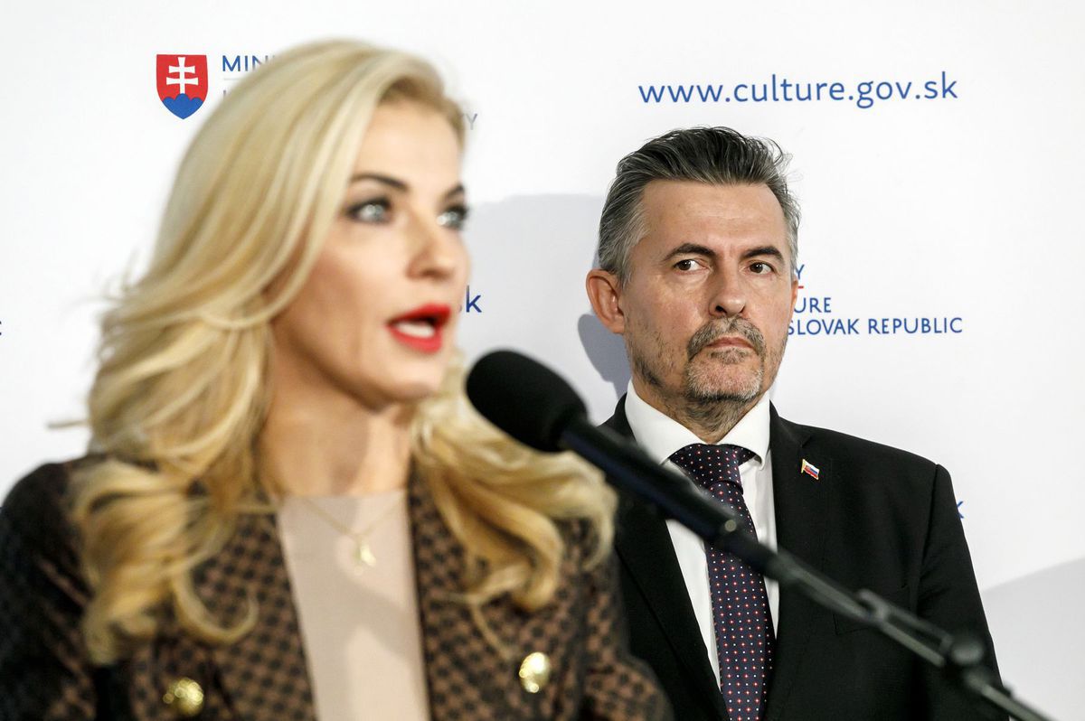 Ministerka kultúry Martina Šimkovičová...