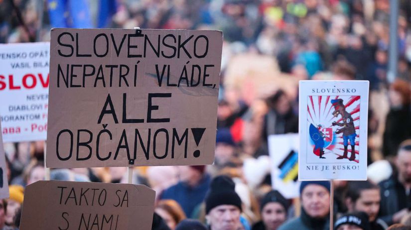 protest, demonštrácia, transparenty, Slovensko...