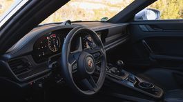 Porsche 911 GT3 Touring 12