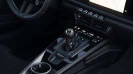 Porsche 911 GT3 Touring 16