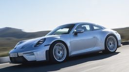 Porsche 911 GT3 Touring 6