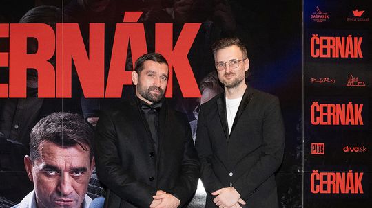 Herec Milan Ondrík (vľavo) sa vrátil ako...