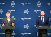 Robert Fico a Kamil Šaško, kybernetický útok na VšZP