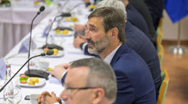 SR Červený Kláštor vláda schôdza rokovanie výjazdové POX