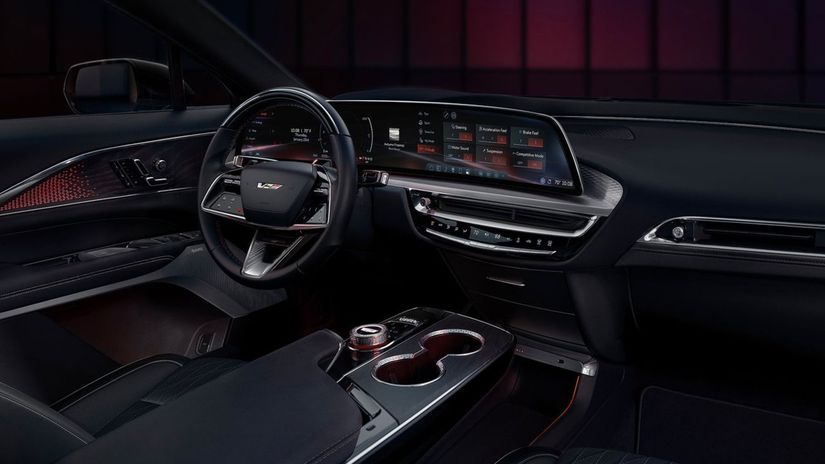 Interiér síce navodzuje športovú atmosféru...