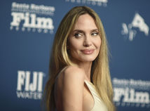 Angelina Jolie po 12 rokoch prvýkrát ukázala...