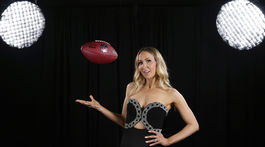 Super Bowl Honors Football