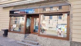psia kaviareň, Banská Bystrica