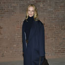 Herečka Uma Thurman na prehliadke Michael Kors Jeseň/Zima 2025.