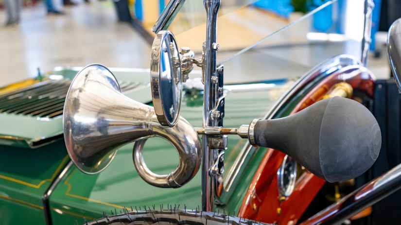 29d04f3d-8535-4081-8140-145c172cabac