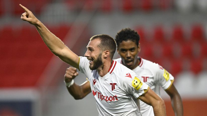 SR futbal FL 6. kolo Trenčín Stojsavljevič