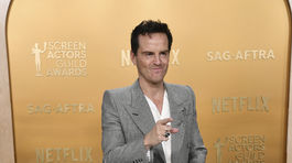 Andrew Scott 