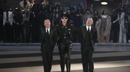 Dánska herečka Brigitte Nielsen ako policajtka...