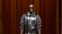 Model na prehliadke talianskeho ateliéru Fendi...