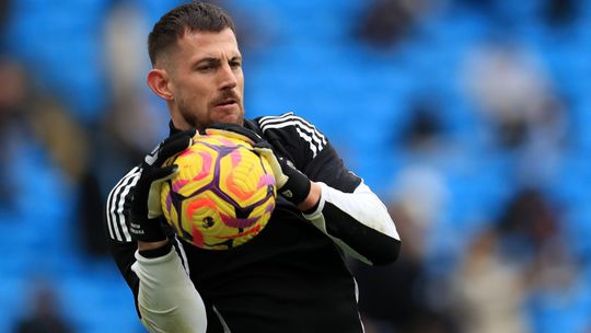 Prísne strážené tajomstvo. Bude Dúbravka chytať na slávnom Wembley? Vyberieme lepšieho, tvrdí tréner