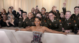 Halle Berry 