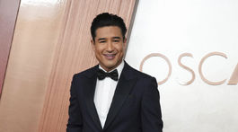Herec a moderátor Mario Lopez.