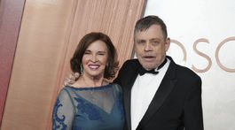 Marilou York a Mark Hamill spoločne na vyhlásení Oscarov. 