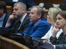 Mária Kolíková, Vladimíra Marcinková, Vladimír Ledecký, Juraj Krúpa, Alojz Hlina