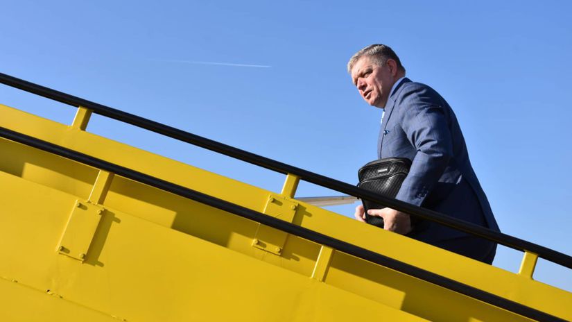 Na snímke premiér SR Robert Fico (Smer)...