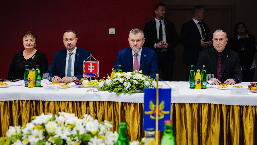pellegrini, NKÚ