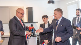Robert Fico / Jozef Ráž