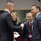sikorski, szijjarto