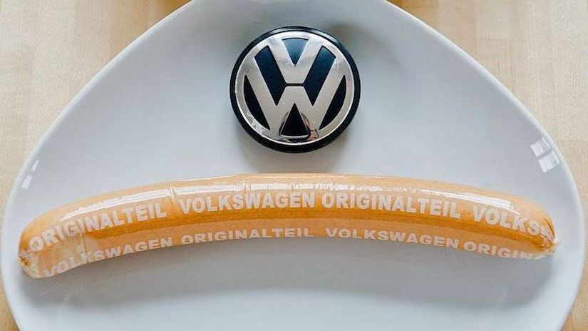 Autá viaznu, párky sú hit: Volkswagen pracuje na ‘currywurstovom prevrate‘ - Magazín - Auto - Pravda