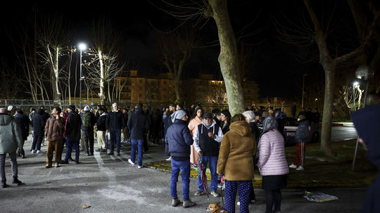 Mnoho ľudí v Pozzuoli muselo svoje domovy...