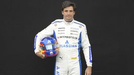 25. Carlos Sainz