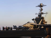 Jemen, Hútíovia, USA, USS Harry S. Truman