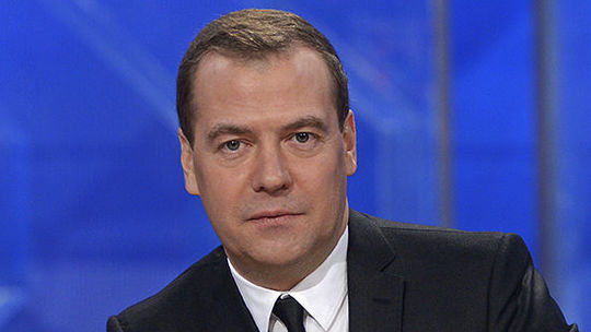Medvedev: Rusko má právo vetovať rozhodnutie Rakúska ísť cestou členstva v NATO