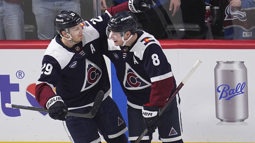 Nathan MacKinnon