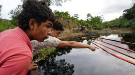 Oil / Spill / Viche river /
